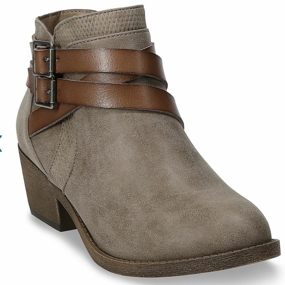 SO Womens Ankle Boot New Size 10